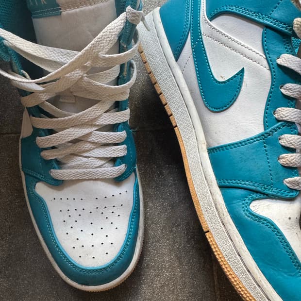 나이키 에어조던1 미드 아쿠아 피치 DQ8426-400