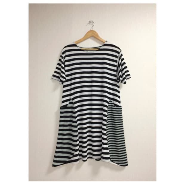 츠모리 치사토 단가라 캣 포켓 원피스 티셔츠