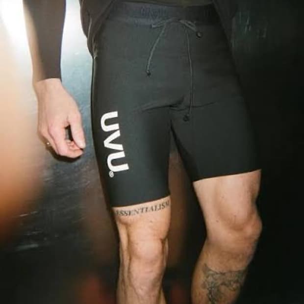 uvu 하프타이즈 M사이즈 초판