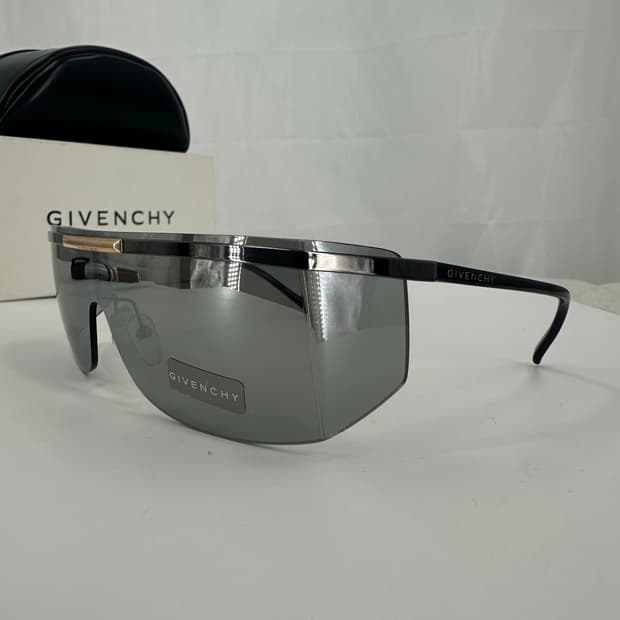 [새상품 무료배송] 정품 지방시 Made in Italy 선글라스