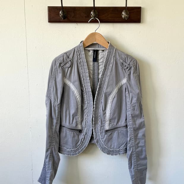 MARC CAIN 백리본 그레이 크롭 자켓