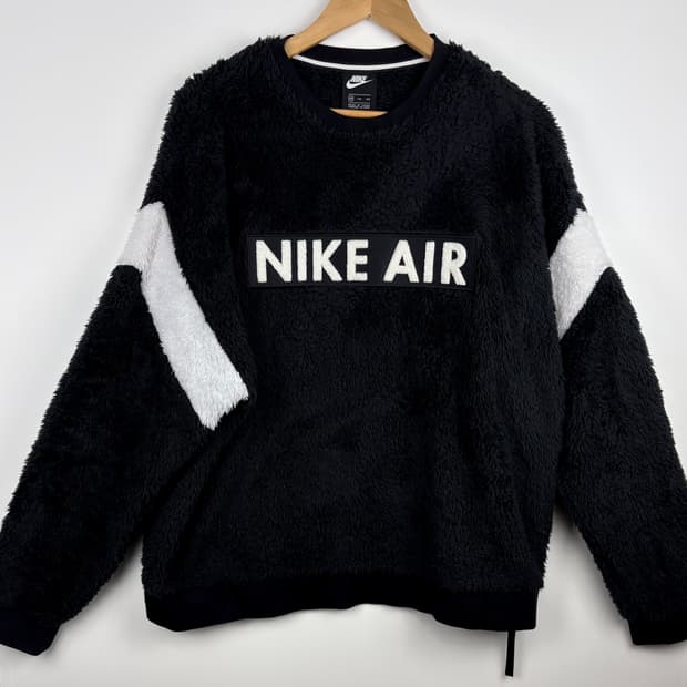 나이키 에어 쉐르파 맨투맨