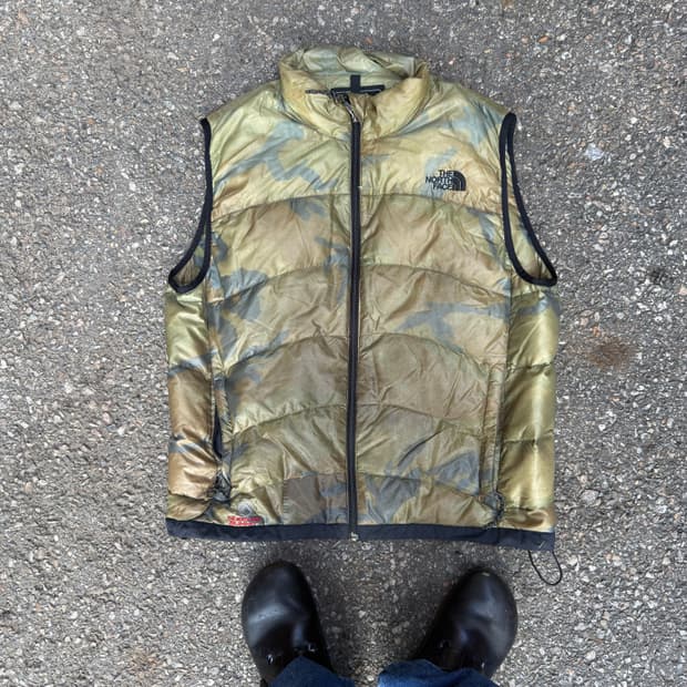 노스페이스 아콘카구아 카모 베스트