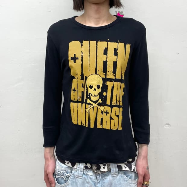 skull gold half sleeve