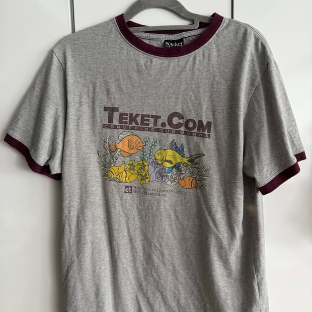 Teket 그레이 티셔츠
