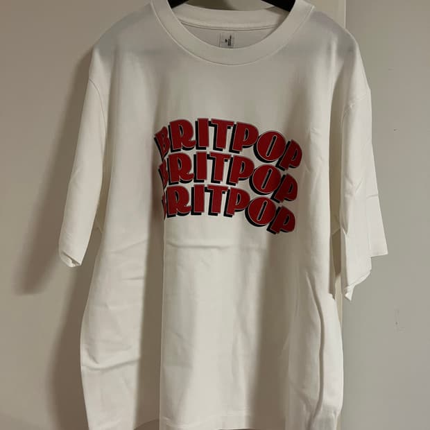 Blurhms 프린트 티셔츠