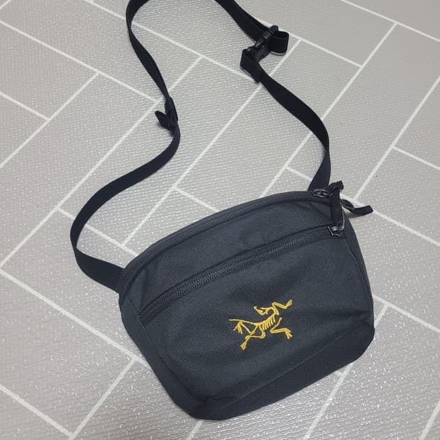 아크테릭스 멘티스1 웨이스트백 블랙