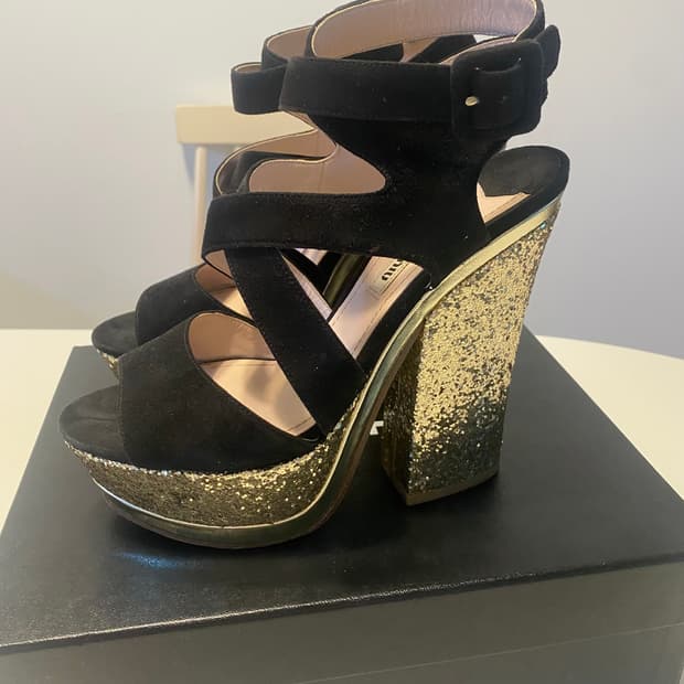 Miu Miu 글리터 힐
