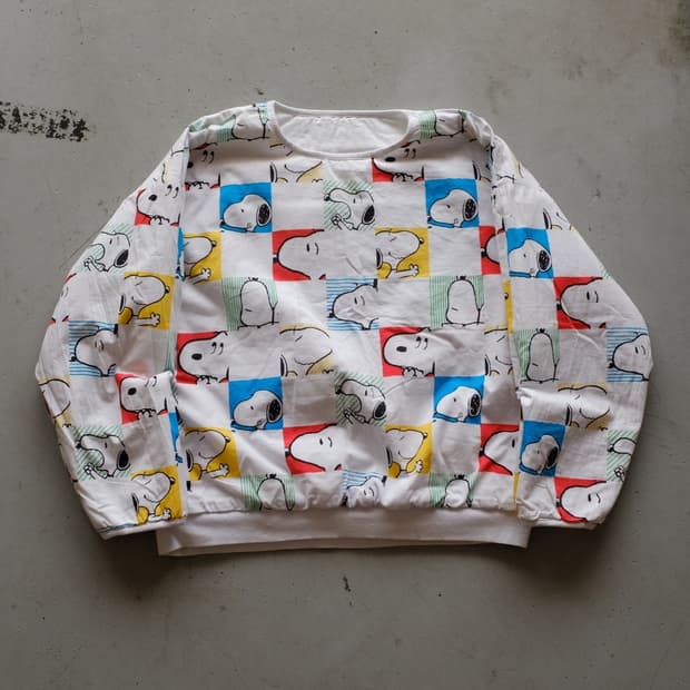 1990‘s Snoopy Sweat Shirt