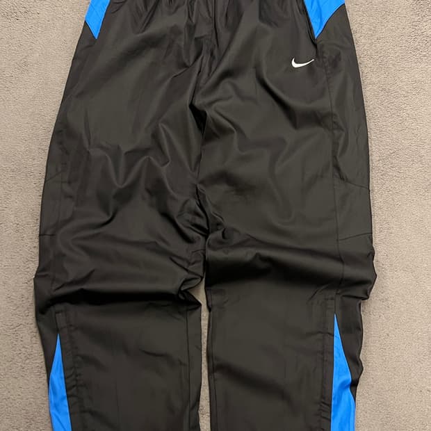 나이키 올드스쿨 토탈90 나일론 와이드팬츠 처분 