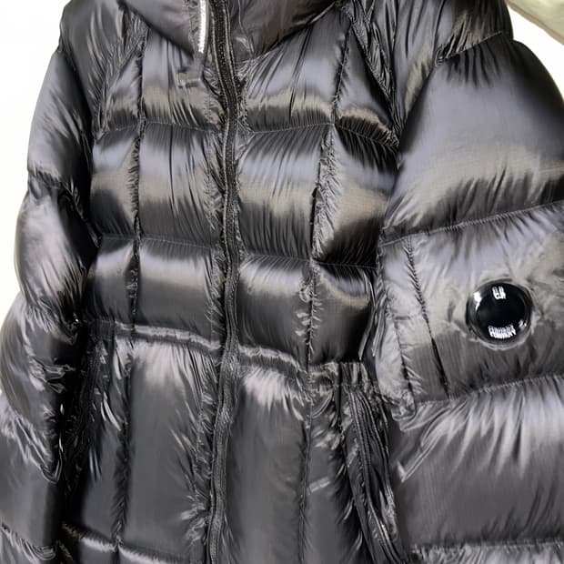 Cp컴퍼니 DD쉘 후드 패딩 블랙