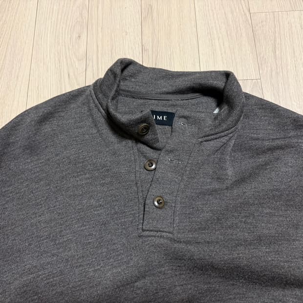 타임옴므(TIME) 버튼 니트 맨투맨 105