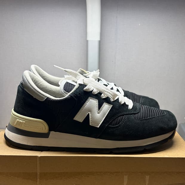 뉴발란스 990v1 블랙 280