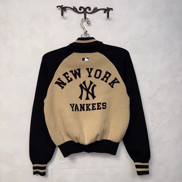 MLB varsity cardigan NY black