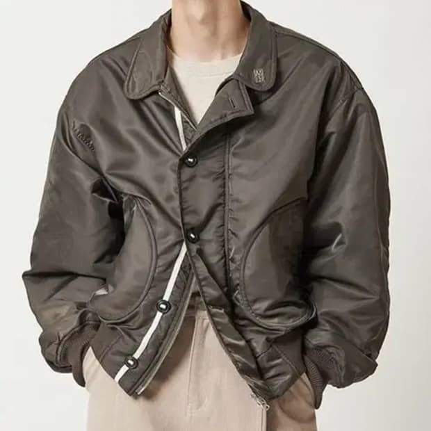 밈더워드로브 봄버