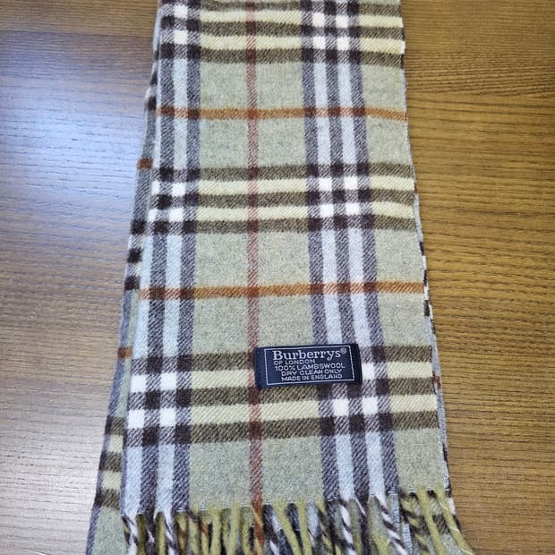 버버리 램스울 목도리 
