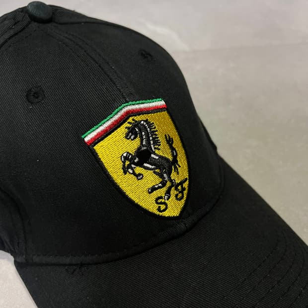 페라리 볼캡 블랙