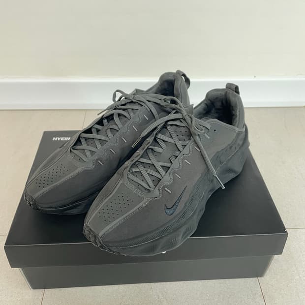 [285] 나이키x 혜인서 아바로버