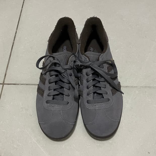 아디다스 가젤 차콜 다크 브라운 240