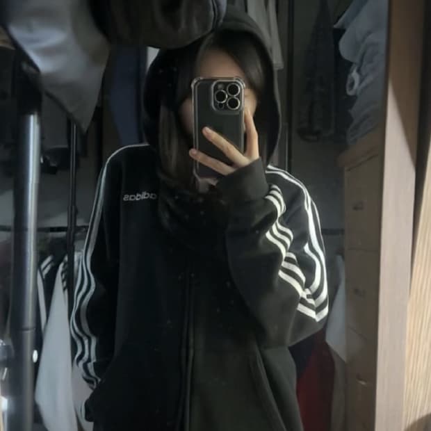 아디다스 후드집업 판매합니다