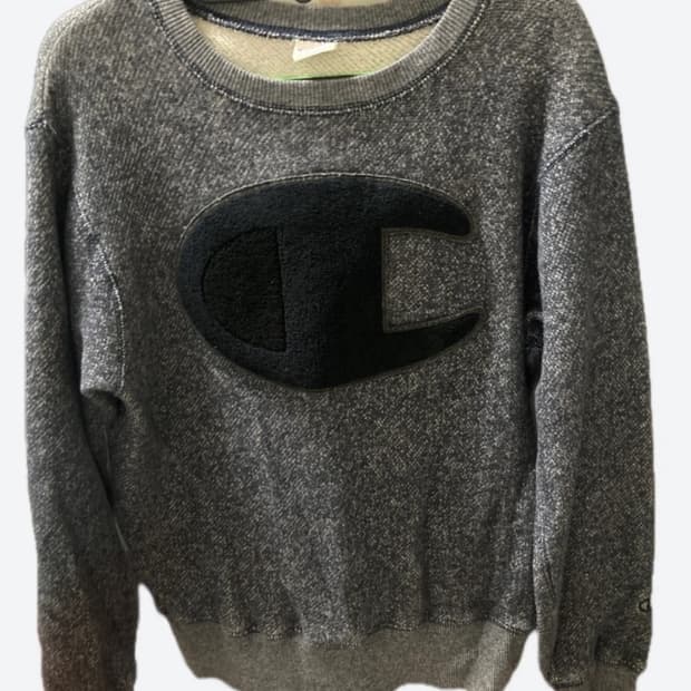 챔피온 빅로고 차콜 니트 맨투맨