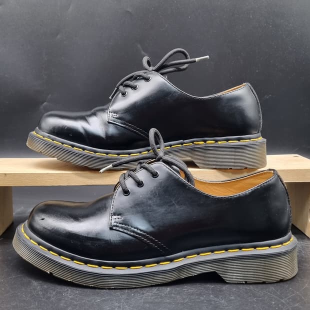 닥터마틴 스무스 3홀 로퍼39 250
