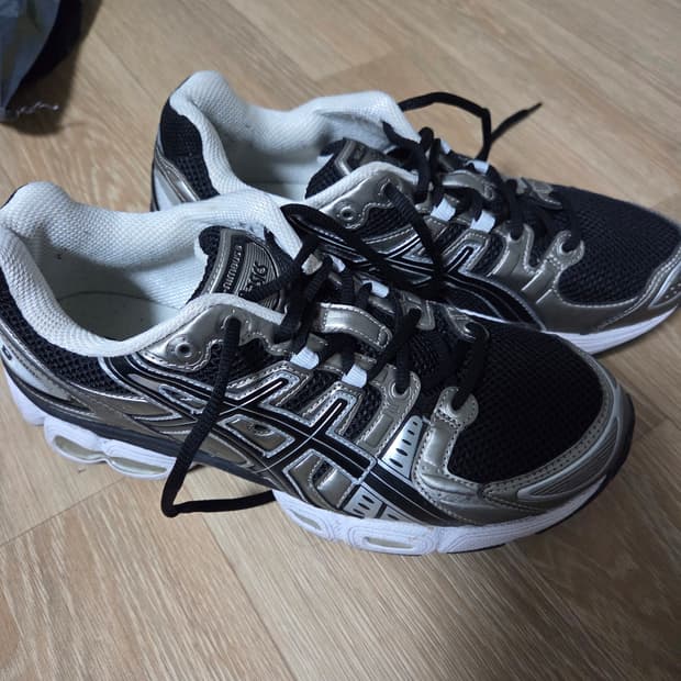 아식스 젤 님버스9 270