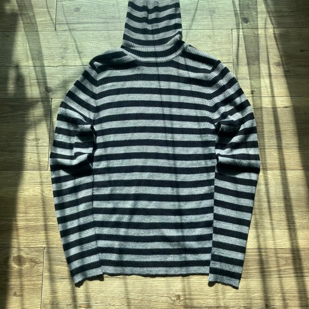 기보로스 GIVOLS 슈가슈가룬 쇼콜라 나나 펑크 단가라 긴 팔 쭉티 터