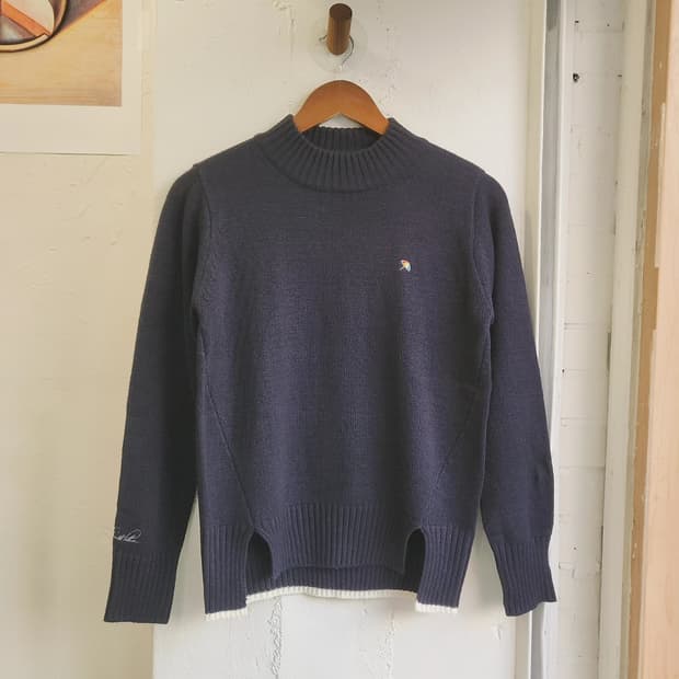 아놀드파마 모크넥 딥네이비 니트