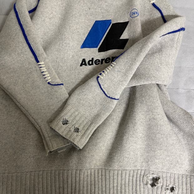 자더에러 니트-sm