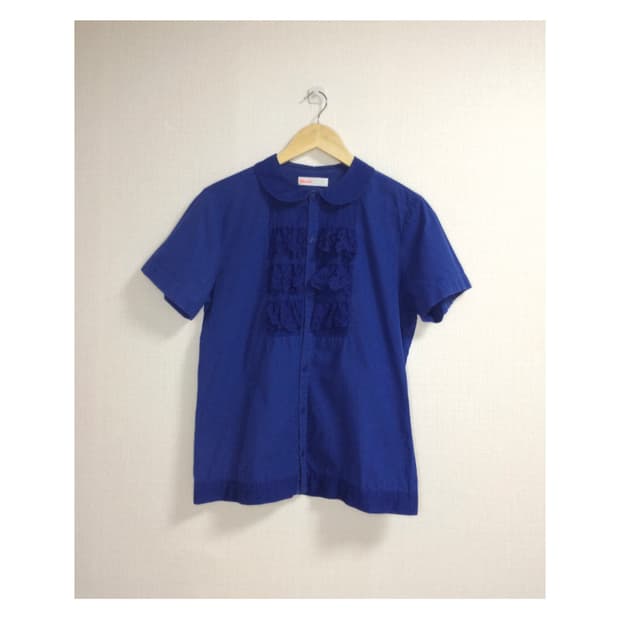 Ne-net 네넷냐 블루 프릴 라운드 반팔 블라우스