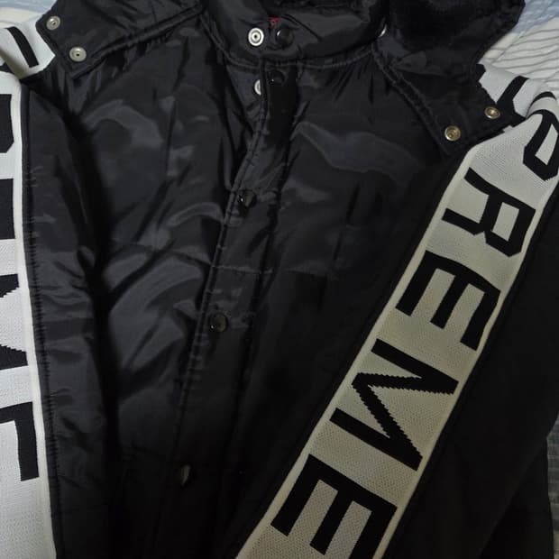 슈프림 14fw 데이토나 패딩