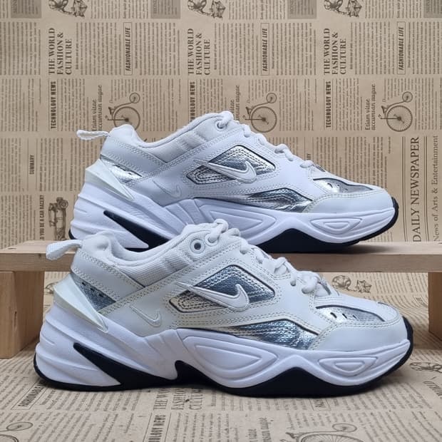 나이키 m2k 테크노 여성운동화240 