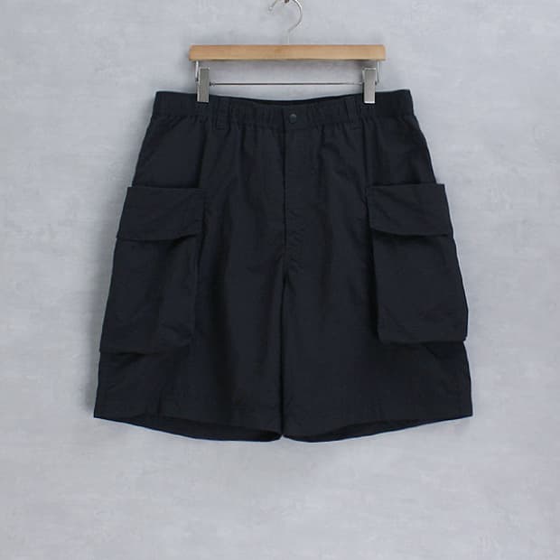 U x LEMAIRE _ parachute cargo shorts