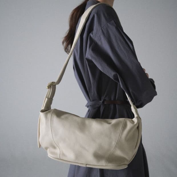 유르트 부트백 yurt boot 화이트