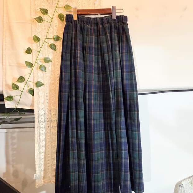 체크 플리츠 롱스커트