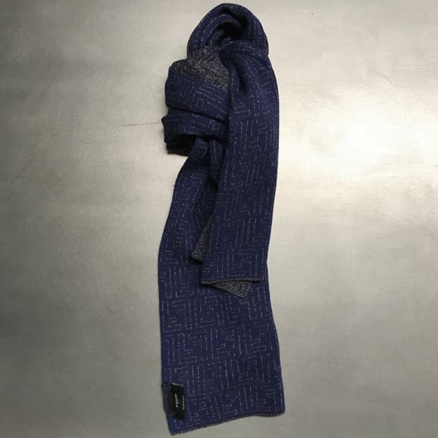 펜디 로고 네이비/그레이 머플러