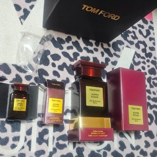 톰포드 자스민 루즈 100ml + 7.5ml 미개봉 새상품 쇼핑백 