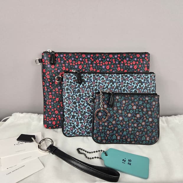 COACH 코치 트리오 파우치 플라워 트리플 잔꽃 클러치 세트