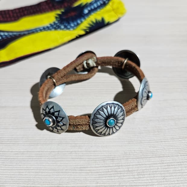 유케텐 콘초 팔찌