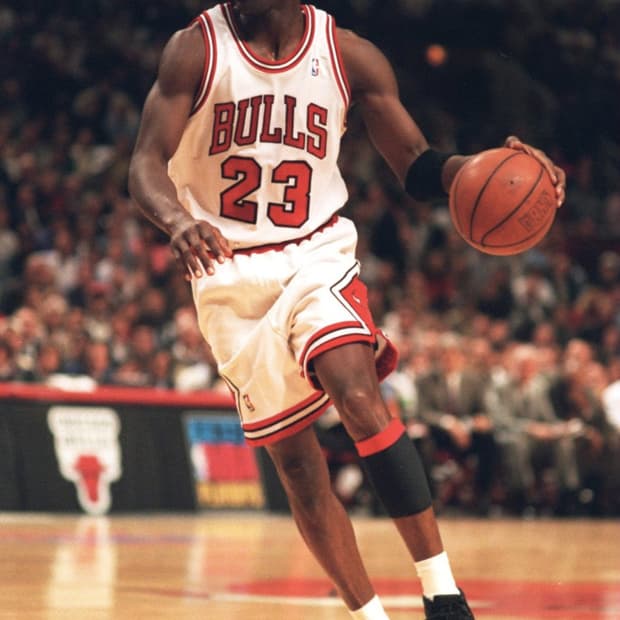 조던 11 레트로 스페이스 잼 2016 (270)