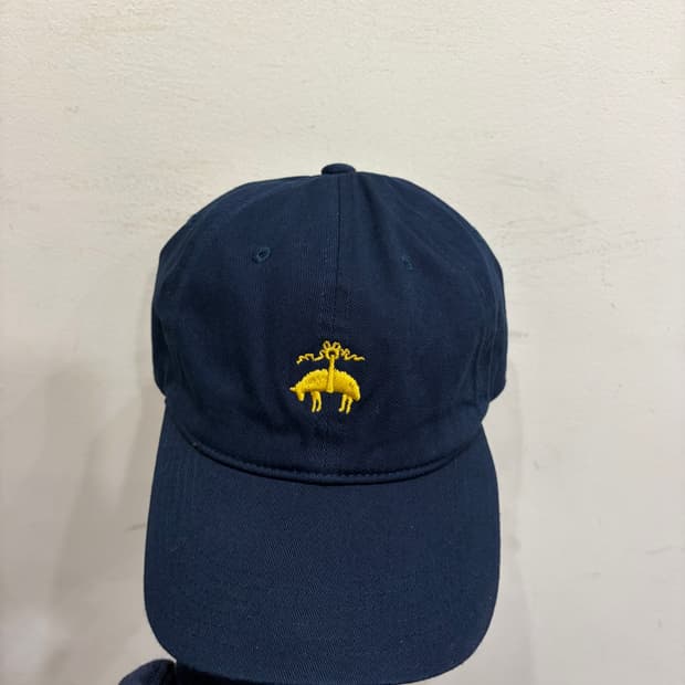 135. 브룩스브라더스 볼캡 