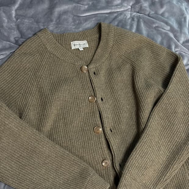 부기홀리데이 라운드넥 가디건 m