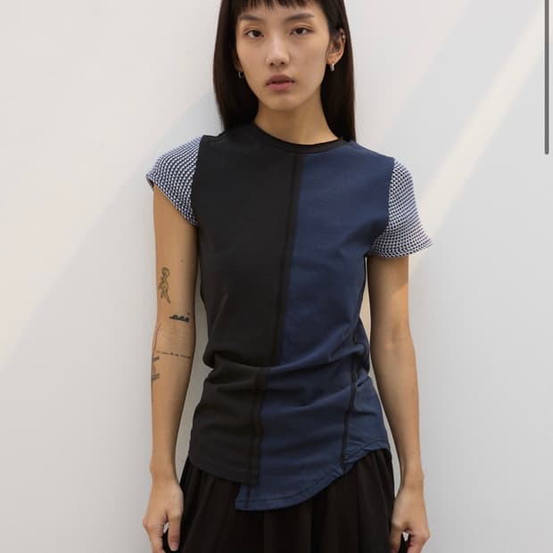 공테잎 반팔 DECONSTRUCTED PANEL T-SHIRT