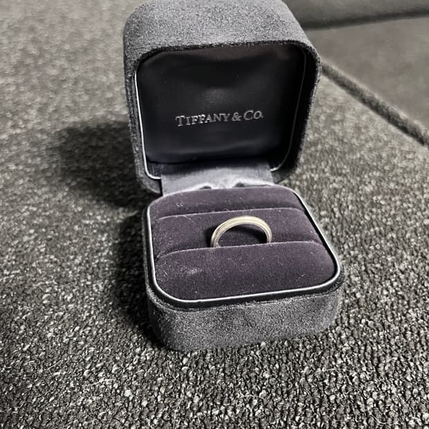 티파니앤코 밀그레인 플레티늄 반지