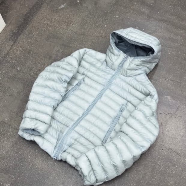 무신사스탠다드 시티 레저 시어 립스탑 후디드 라이트 다운 클라우디 블루