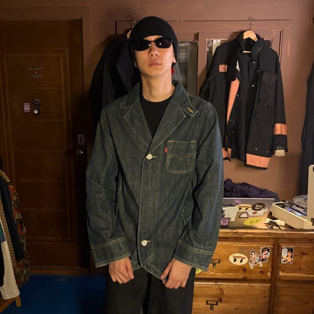 2005 LEVIS ARCUATE DENIM BLAZER JACEKT