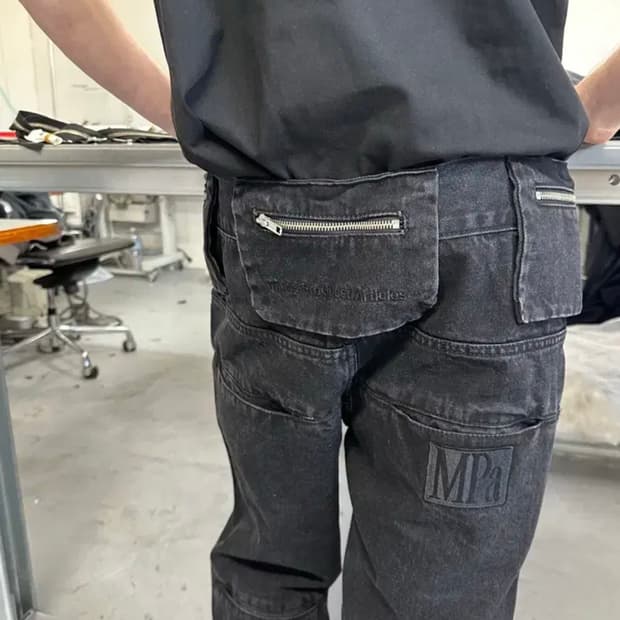 [S] 플라스틱 프로덕트 Bag pants 백팬츠 mpa