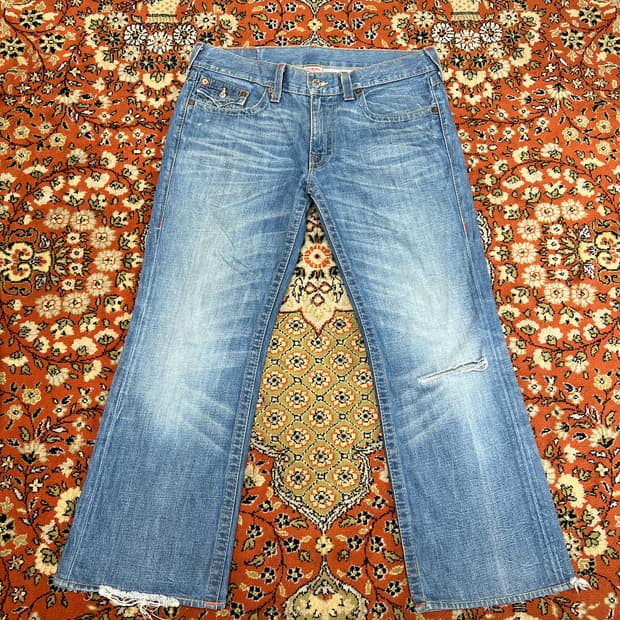 [36] 트루릴리전 빌리 부츠컷 디스트로이드 데님팬츠