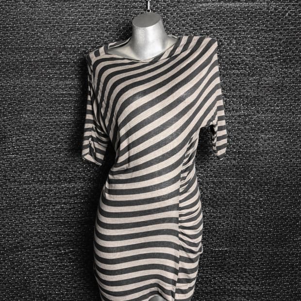 비비안웨스트우드 앵글로매니아 스트라이프 원피스